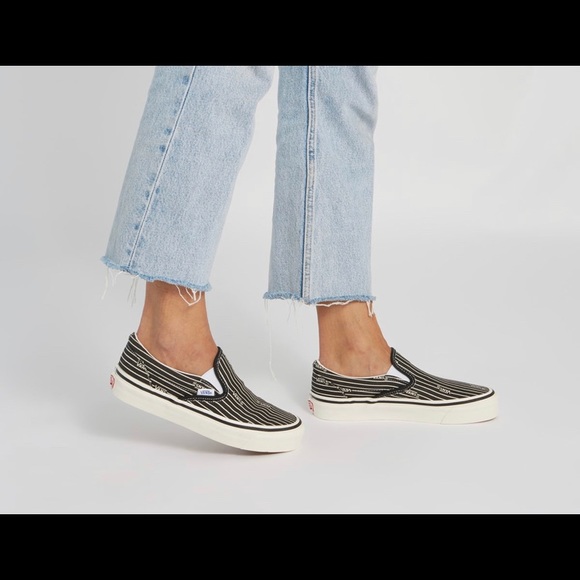 🔥Vans Classic Slip-On 9 NWT sneaker - Picture 2 of 4